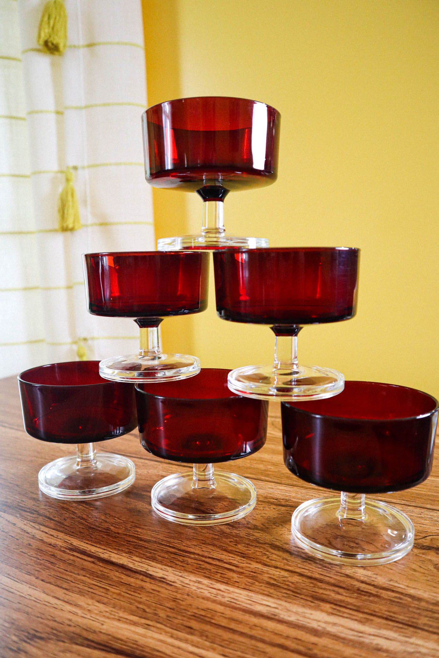 http://justdandies.co/cdn/shop/files/1923-luminarc-france-ruby-red-dessert-coupe-glasses-6.jpg?v=1684284852