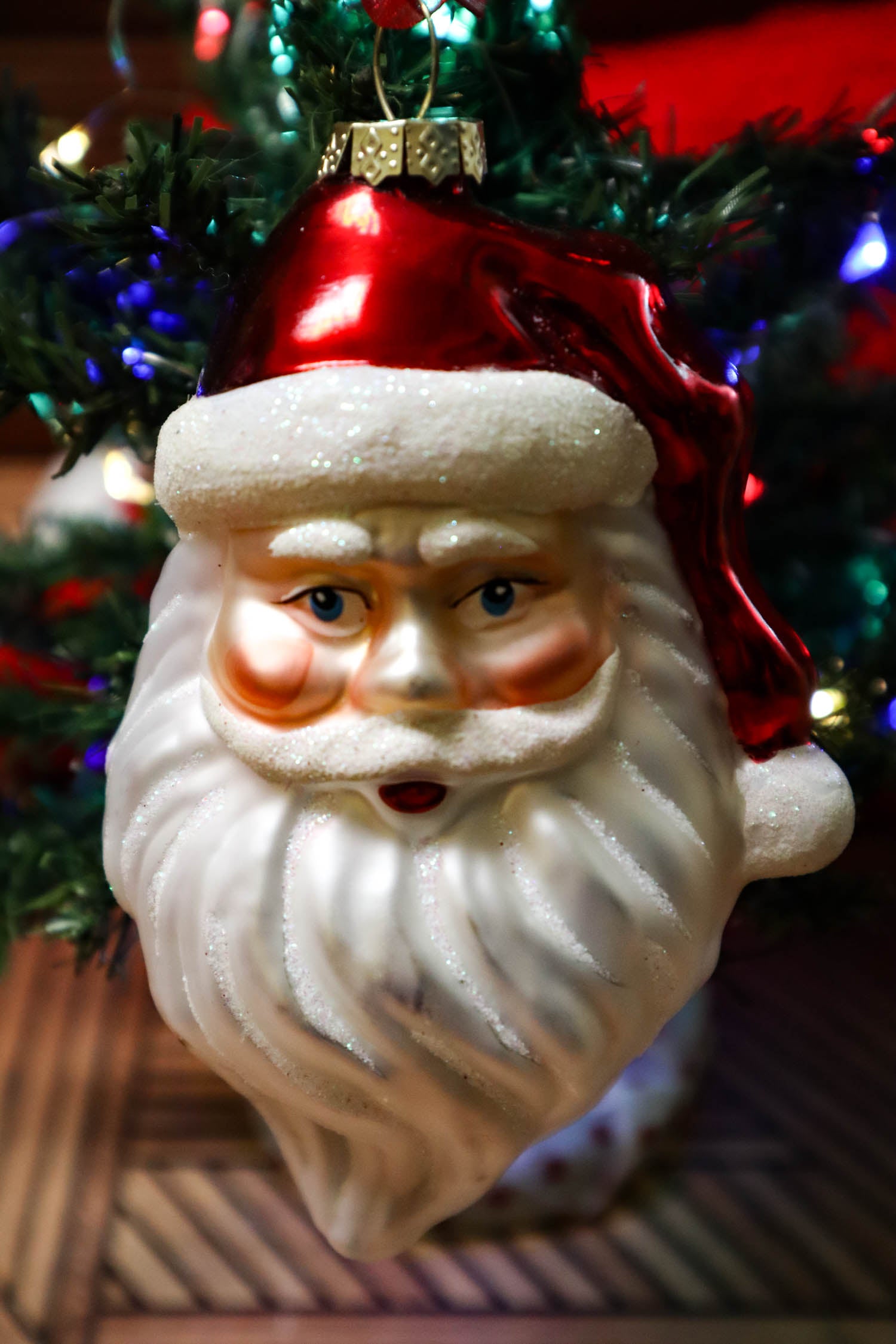 Classic Santa Claus Head Blown Glass Christmas Tree Ornament – just dandies