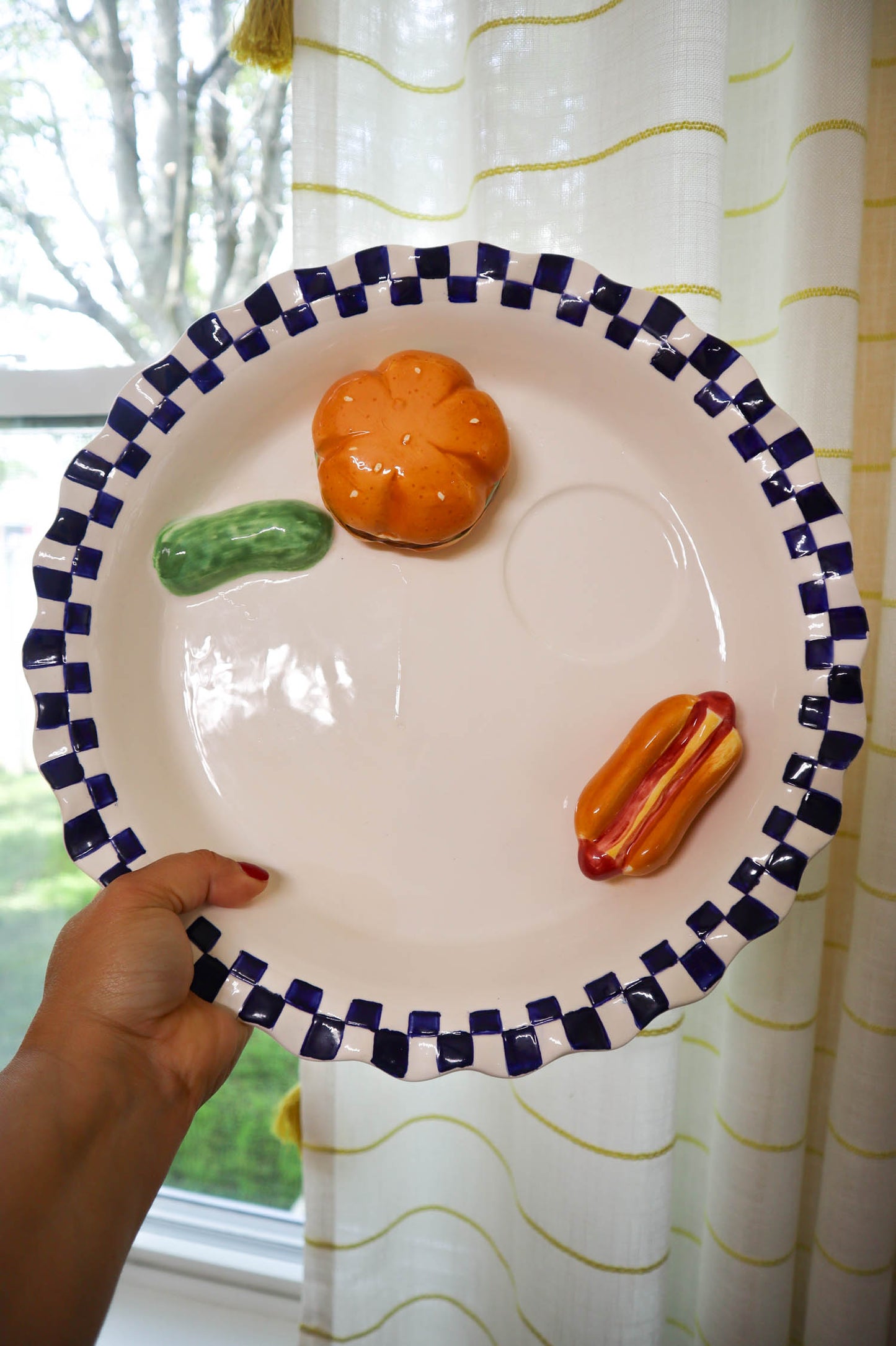 A Burger & A Dog Platter