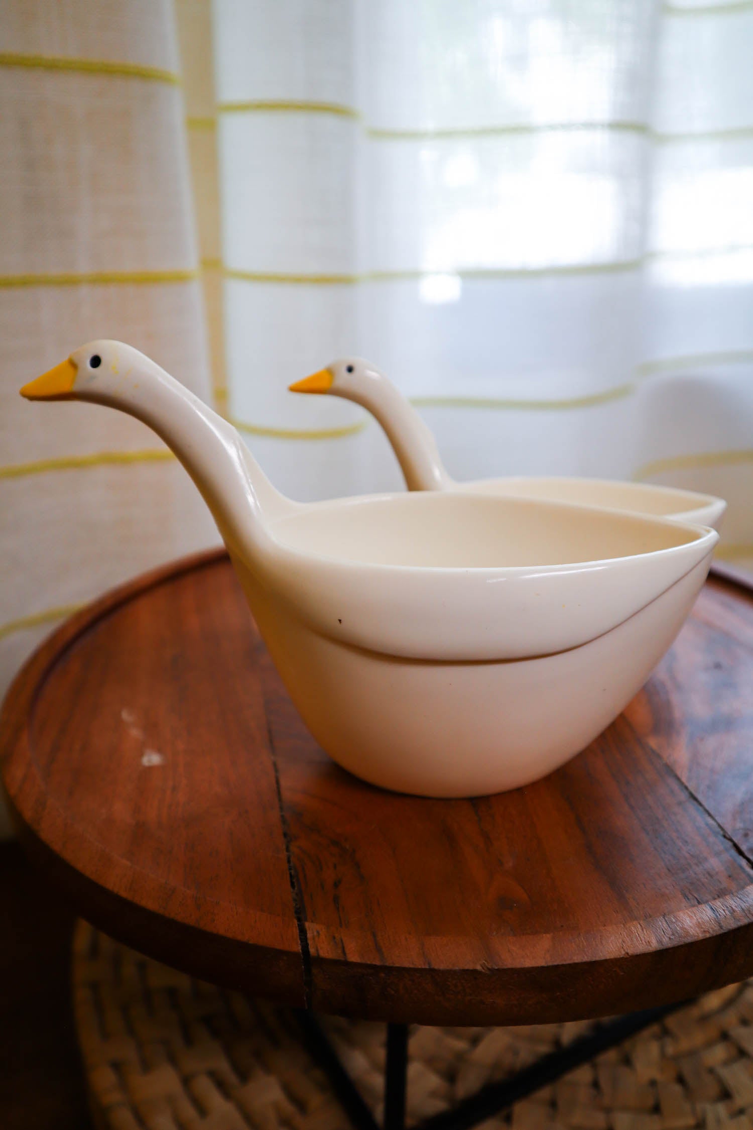 https://justdandies.co/cdn/shop/files/2623-JSNY-Melamine-Geese-Measuring-Cups-6.jpg?v=1696003733&width=1946