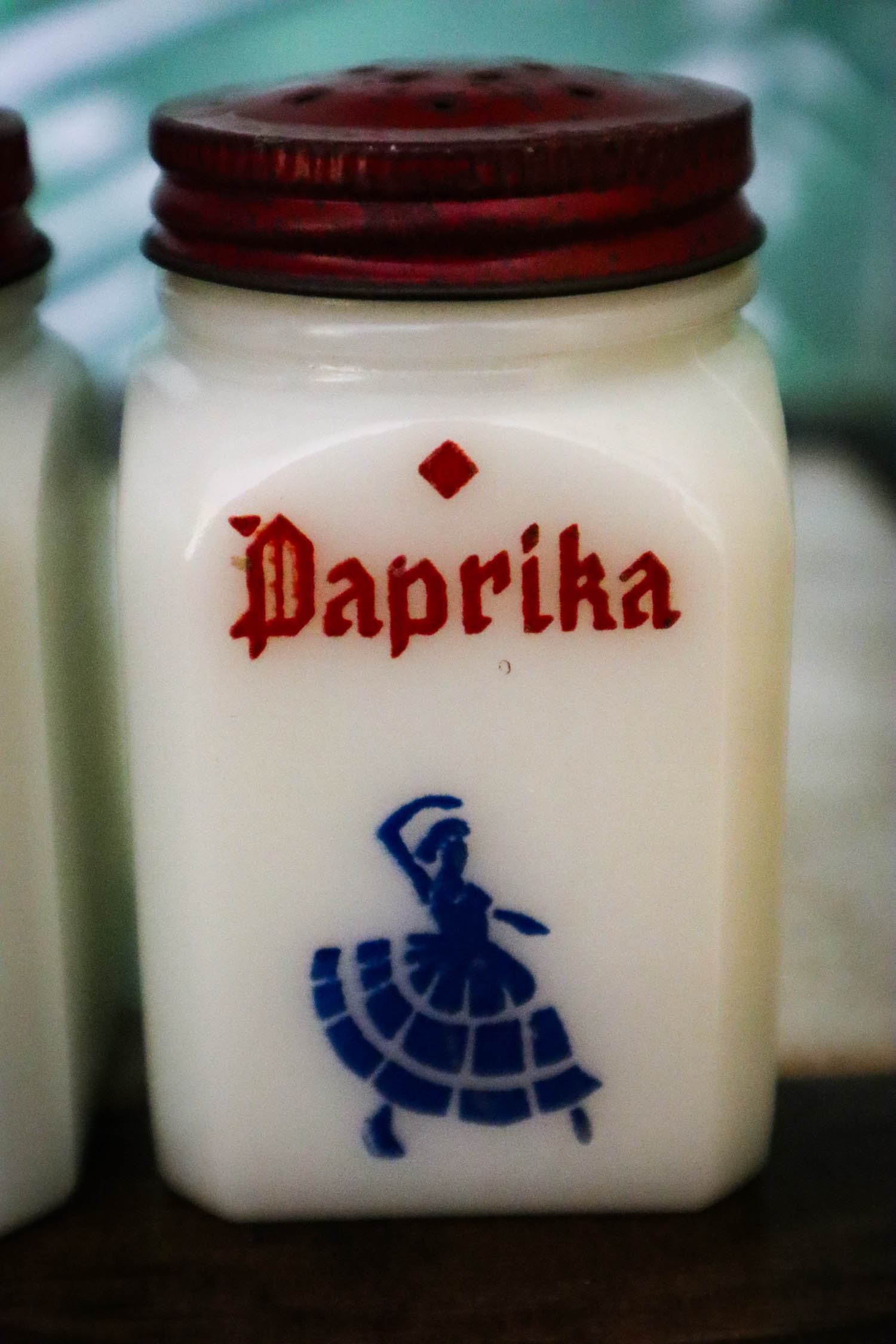 Milk Glass Dutch Spice Shakers Tipp City Hazel Atlas Paprika