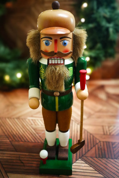 Fore! Nutcracker