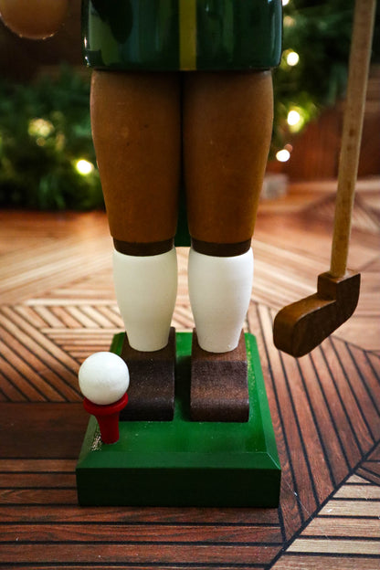 Fore! Nutcracker