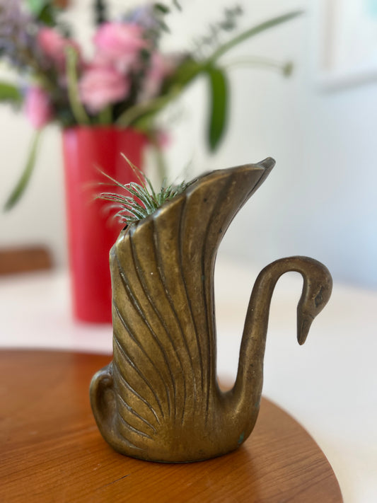 Single Swan Vase