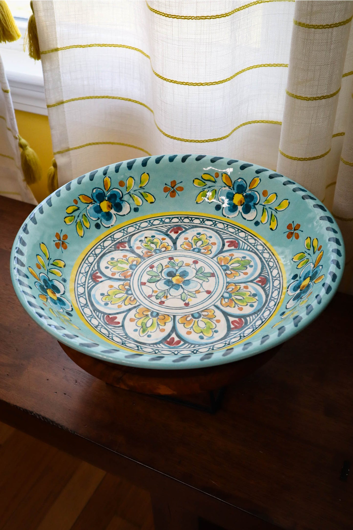 Mediterranean Melamine Serving Bowl