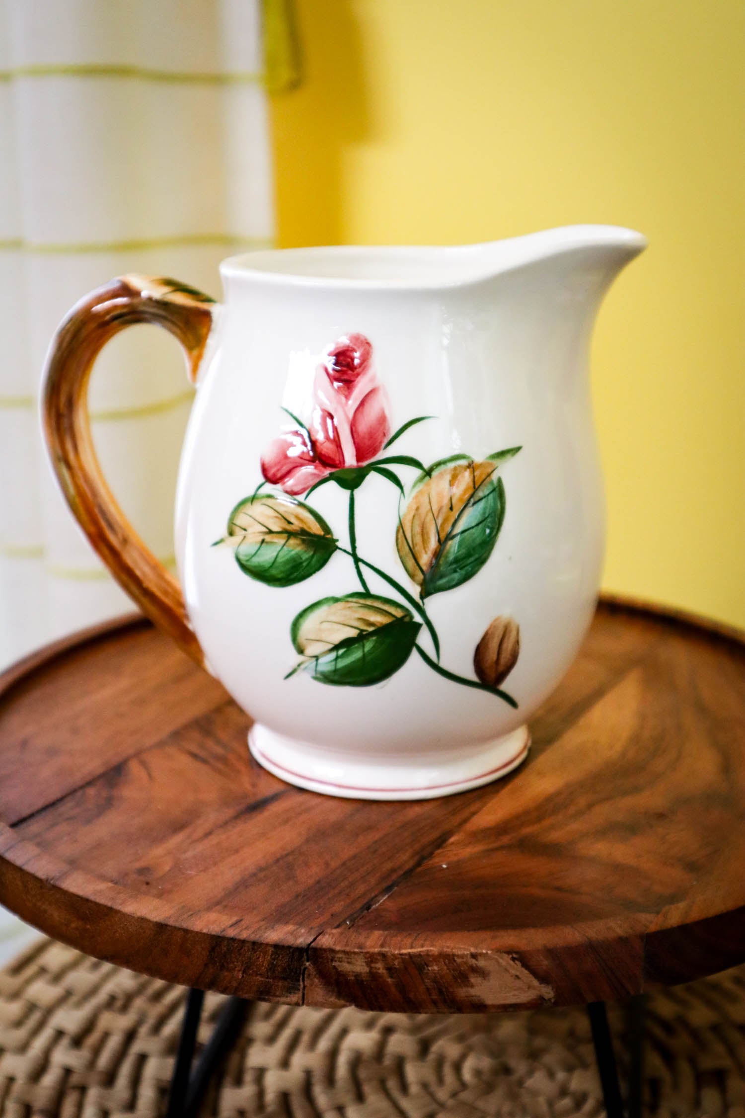 Antique Rare Collectible Farmhouse Americana store Pitcher