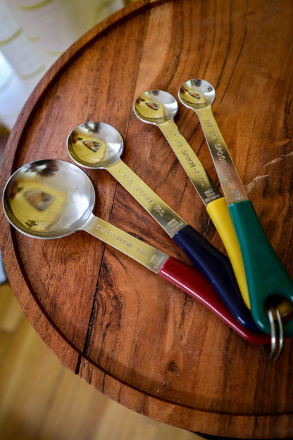 Primary Color Measuring Spoons Set